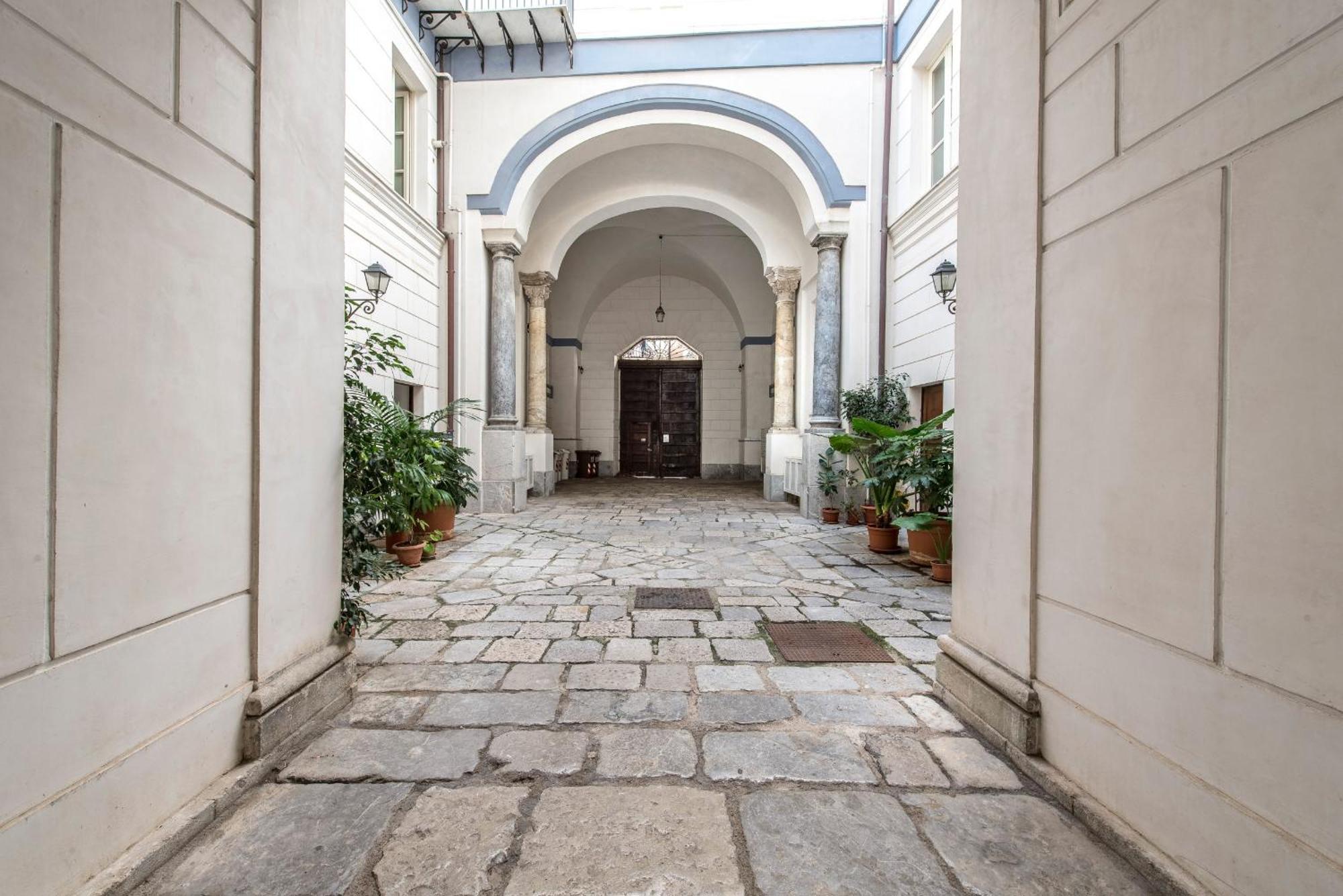 Palazzo Castrofilippo Apartment By Wonderful Italy Palermo Kültér fotó